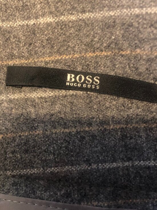 Hugo Boss High-Waist Wool Striped Slacks – Classic Tailored Trousers - Picture 9 of 9